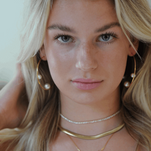 Load image into Gallery viewer, PEARL HOOP