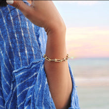 Load image into Gallery viewer, U-SHAPED BRACELET