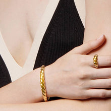 Load image into Gallery viewer, LAURA CUFF BRACELET