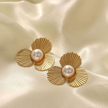 Load image into Gallery viewer, LARGE STATEMENT STUD