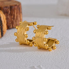 Load image into Gallery viewer, KWEEN EARRINGS