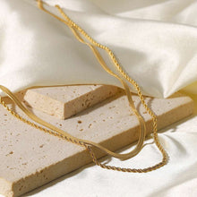 Load image into Gallery viewer, SUGAR AND SPICE NECKLACE