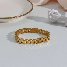 Load image into Gallery viewer, FEMME BRACELET