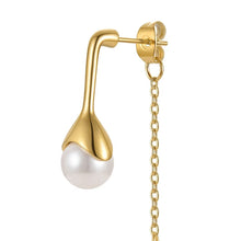 Load image into Gallery viewer, SELENA PEARL EARRING - Katie Rae Collection