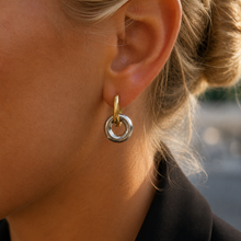 Load image into Gallery viewer, PEARL DROP EARRINGS

