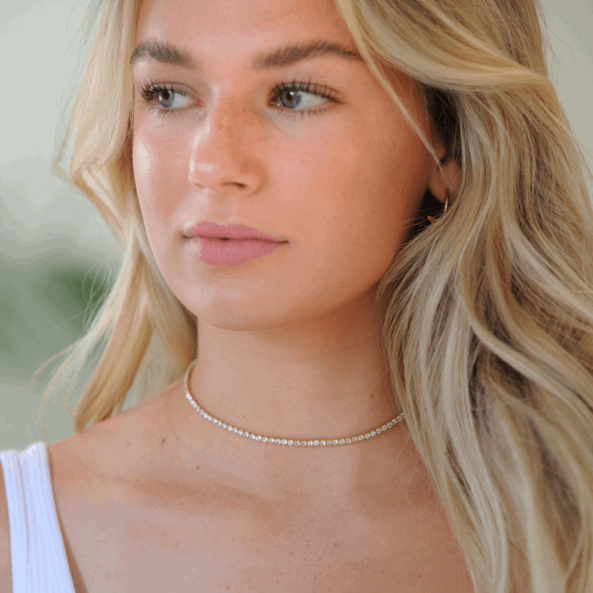CRISTAL CHOKER | Jessica Vestal | Layered Necklaces | Gold Necklace | Love is Blind