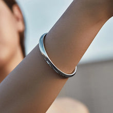 Load image into Gallery viewer, CLASSIC TUBE BANGLE
