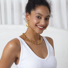 Load image into Gallery viewer, PRISCILLA NECKLACE
