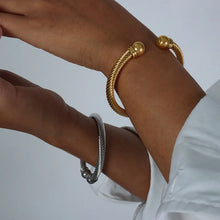 Load image into Gallery viewer, RORY BRACELET

