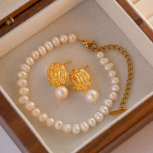 Load image into Gallery viewer, VINTAGE PEARL EARRINGS
