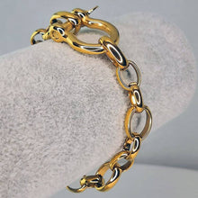 Load image into Gallery viewer, SHE&#39;S ALL THAT BRACELET
