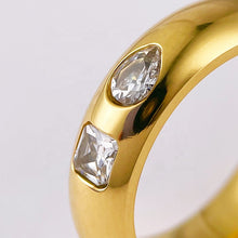 Load image into Gallery viewer, BLING RING
