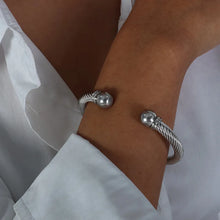 Load image into Gallery viewer, RORY BRACELET
