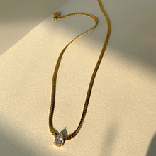 Load image into Gallery viewer, CALLIE NECKLACE

