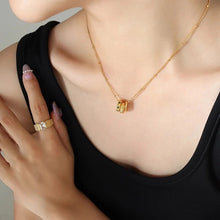 Load image into Gallery viewer, CALISTA NECKLACE
