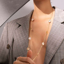 Load image into Gallery viewer, LONG PIPPA NECKLACE
