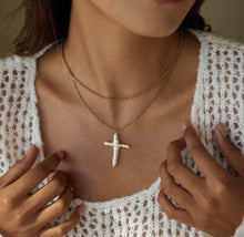 Load image into Gallery viewer, ETERNAL PEARL CROSS
