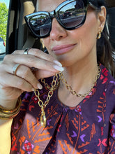 Load image into Gallery viewer, LINEA DROP NECKLACE
