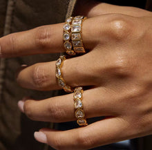 Load image into Gallery viewer, BAGUETTE ETERNITY BAND
