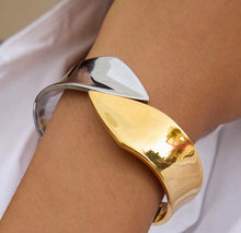 Load image into Gallery viewer, FUSION CUFF

