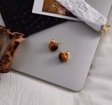 Load image into Gallery viewer, TIGER EYE STUD
