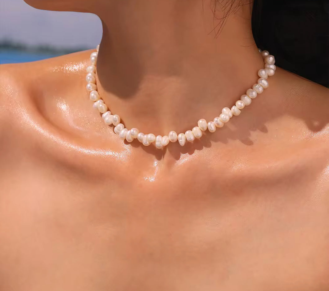 KENNEDY PEARL NECKLACE