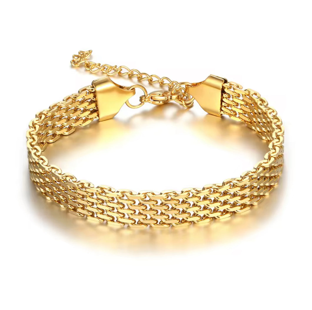 WEAVING IN AND OUT BRACELET