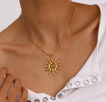 Load image into Gallery viewer, SUNNY NECKLACE
