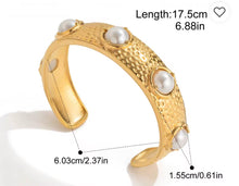 Load image into Gallery viewer, ELAN CUFF
