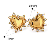 Load image into Gallery viewer, HEART STUD

