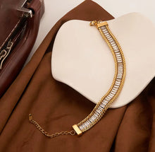 Load image into Gallery viewer, STARLET BRACELET
