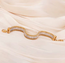 Load image into Gallery viewer, STARLET BRACELET
