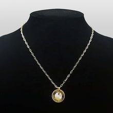 Load image into Gallery viewer, MELANIE NECKLACE
