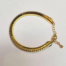 Load image into Gallery viewer, FOXY BRACELET - Katie Rae Collection
