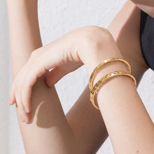 Load image into Gallery viewer, WRITTEN IN THE STARS BRACELET - Katie Rae Collection
