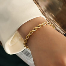 Load image into Gallery viewer, AVA ROPE CHAIN BRACELET
