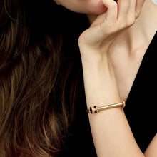 Load image into Gallery viewer, SHE&#39;S GOT THE LOOK BRACELET - Katie Rae Collection
